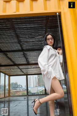 她来自胡志明市在线观看